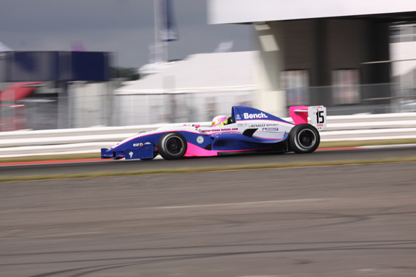 silverstone-1.jpg
