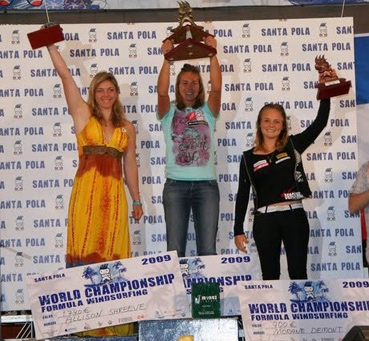 In Santa Pola, Spain, in what can only be described as a cliff hanger week of racing at the Formula Windsurfing World Championships, Allison Shreeve of Australia has finished on equal points in first place, but has had to settle for runner up this year. In Santa Pola, Spain, in what can only be described as a cliff hanger week of racing at the Formula Windsurfing World Championships, Allison Shreeve of Australia has finished on equal points in first place, but has had to settle for runner up this year.