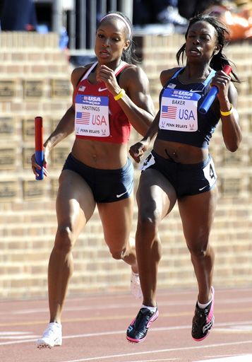 4x400_natasha-HASTINGS-01.jpg