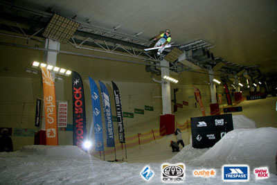 The afternoon made way for the UK&rsquo;s freeskiers and the standard of riding was immense with over 60 riders charging the kickers and throwing down a selection of huge 720&rsquo;s, 900&rsquo;s and double front-flips.   