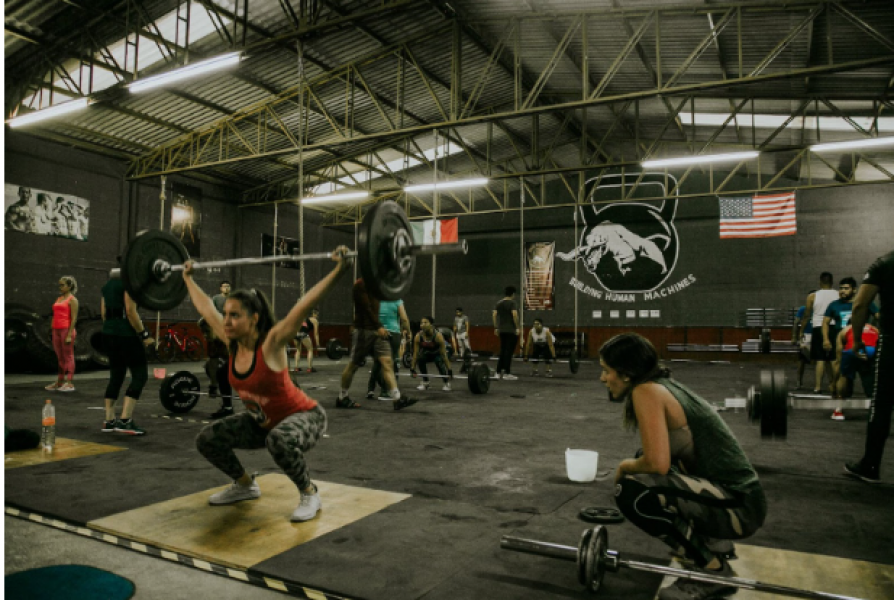 Powerlifting and Recovery: Strategies for Building Muscle and Preventing Injury