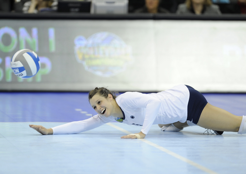 kristin CARPENTER dive 01.jpg