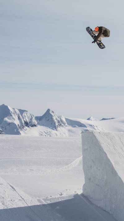 Women sport news - Betterpark Hintertux is ready for the  17th Hotzone.tv Park Opening Hintertux Glacier