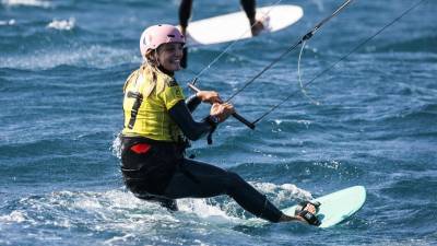 Women sport news - Foil la France! Mazella & Newland storm to championship glory