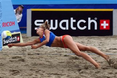 Women sport news - Gestel dealt knee injury blow one month before World Beach Volleyball Tour