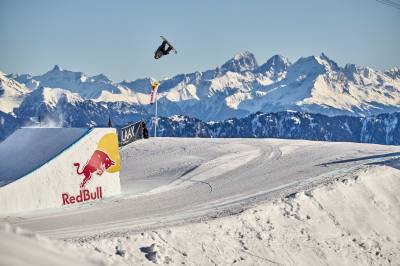 Women sport news - LAAX OPEN 2023 Freestyle Festival, Snowboard & Freeski World Cup