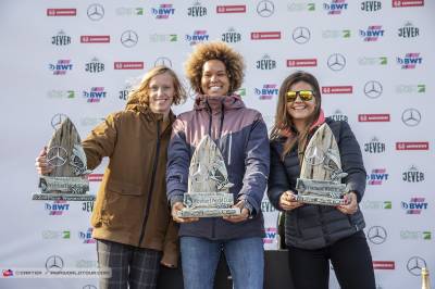 Women sport news - Sarah-Quita Offringa Claims Her Maiden Wave World Title