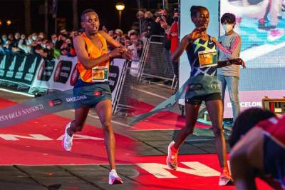 Women sport news - World 5km records for Taye and Aregawi